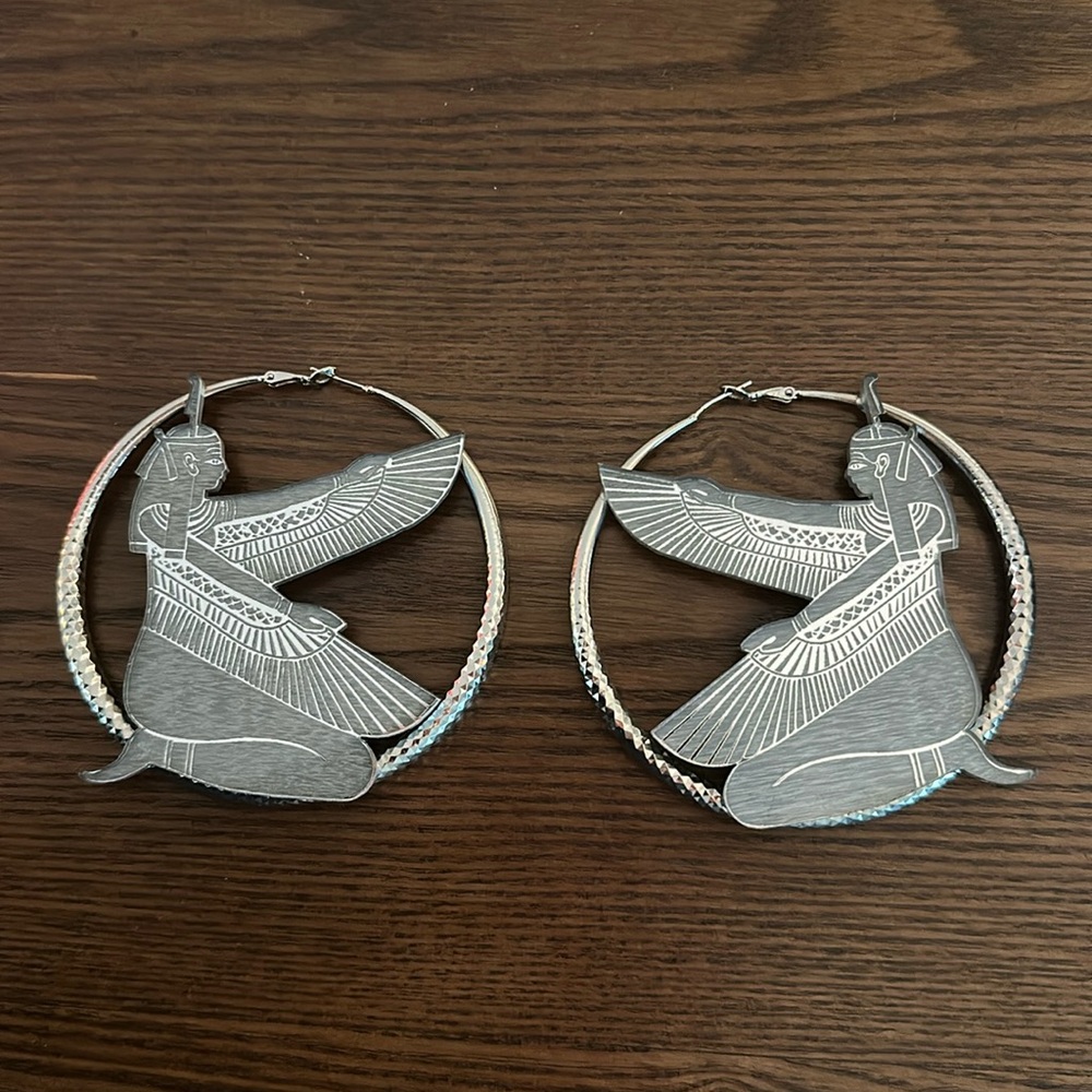 Melody Ehsani Maat silver earrings
